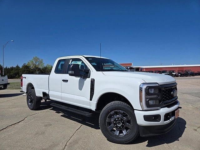 2025 Ford F-350