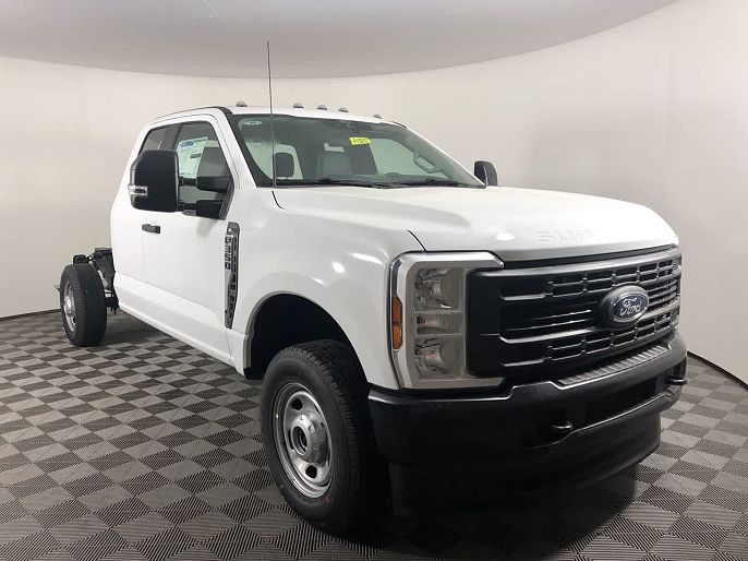 2025 Ford F-350