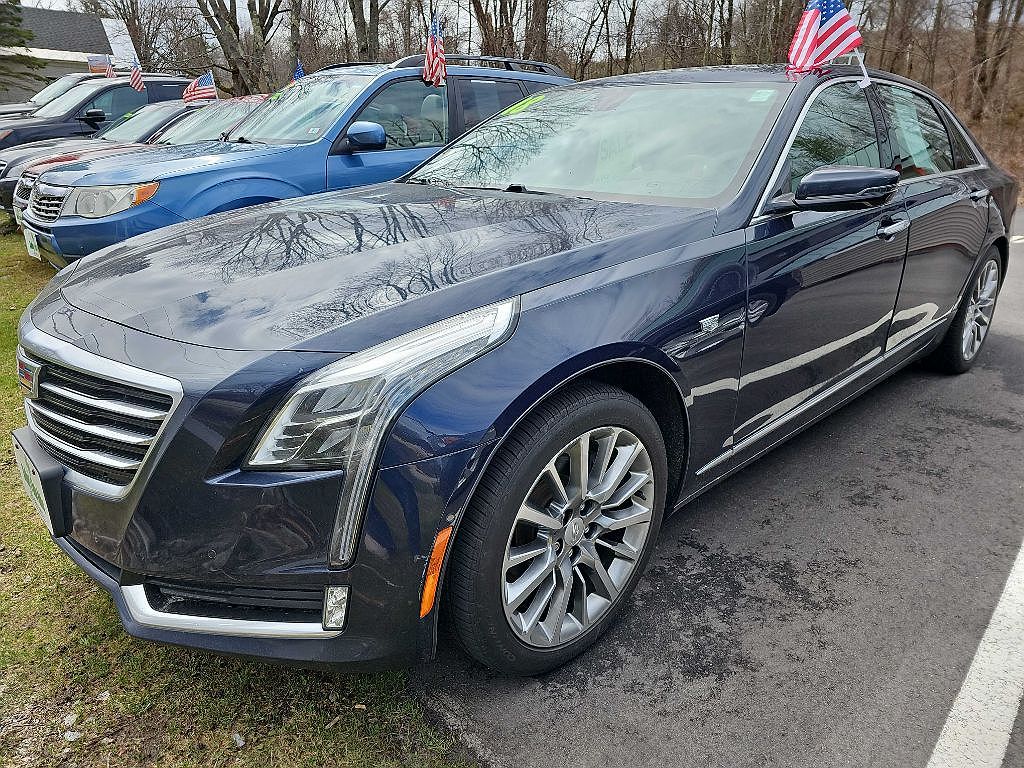2018 Cadillac CT6 Luxury image 1