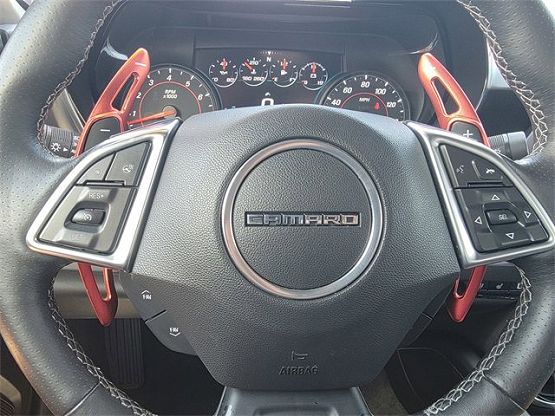 2016 Chevrolet Camaro 2LT photo 11