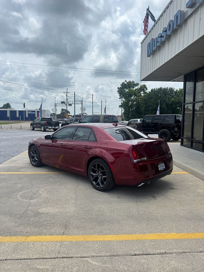 2022 Chrysler 300