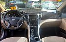 2011 Hyundai Sonata GLS image 4