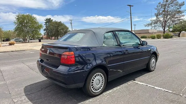 2002 Volkswagen Cabrio