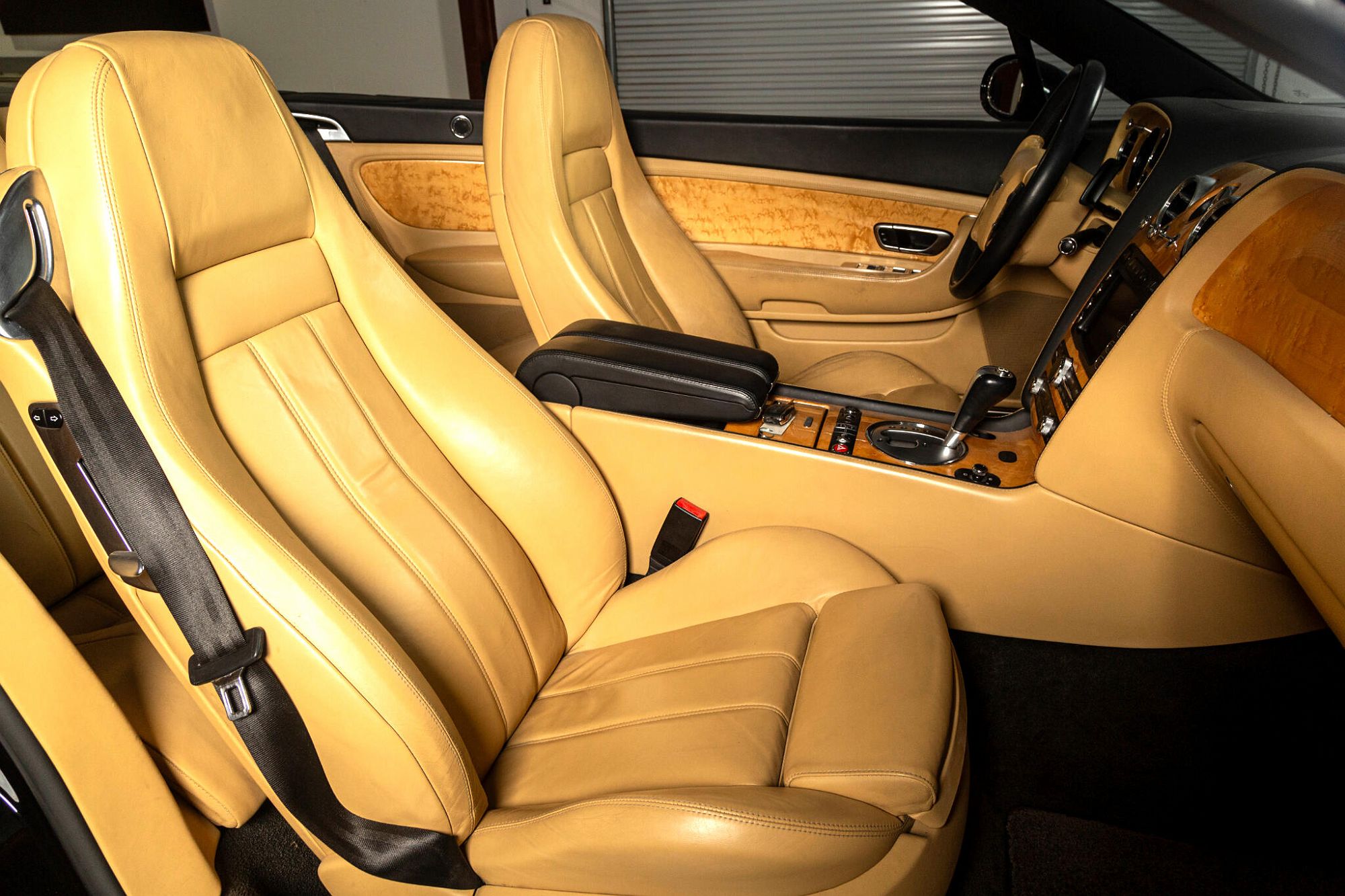2008 Bentley Continental GTC image 22
