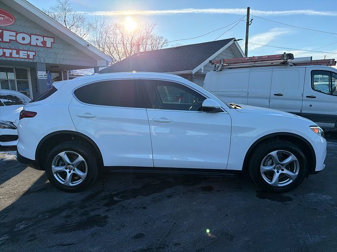 2019 Alfa Romeo Stelvio