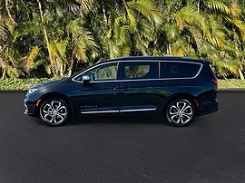 2026 Chrysler Pacifica