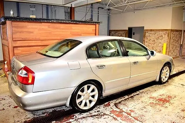 2002 Infiniti Q45
