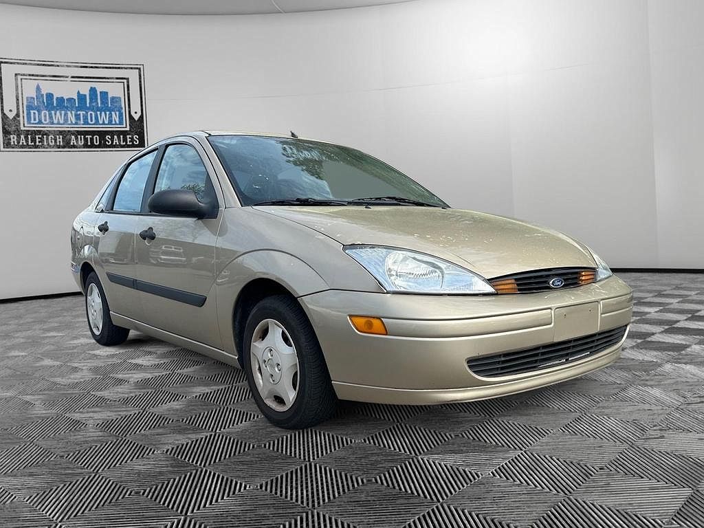 2002 Ford Focus LX image 7