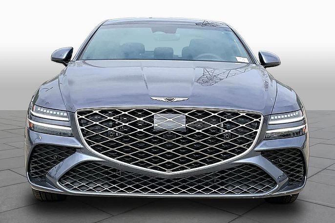 2027 Genesis G80