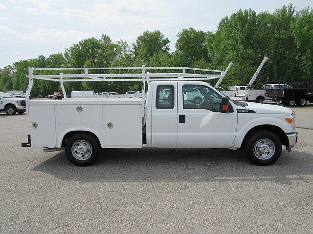 2016 Ford F-250 null image 5