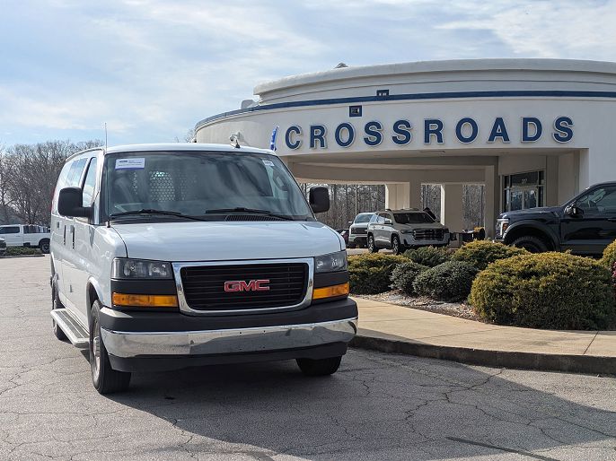2022 GMC Savana