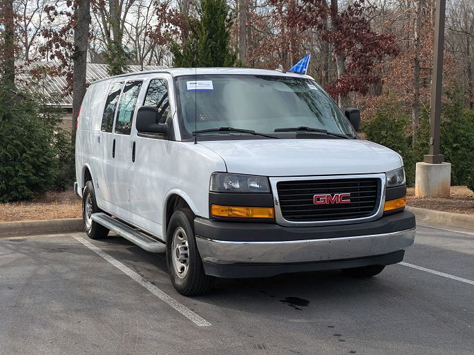 2022 GMC Savana