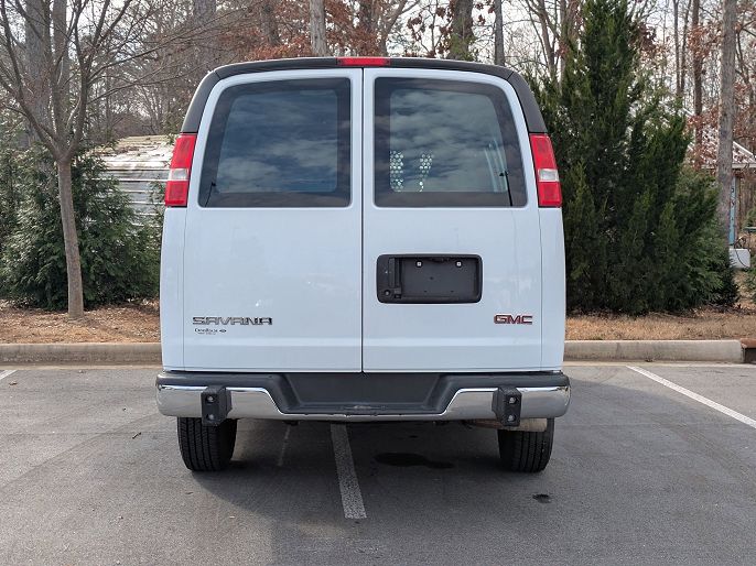 2022 GMC Savana