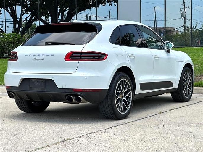 2017 Porsche Macan