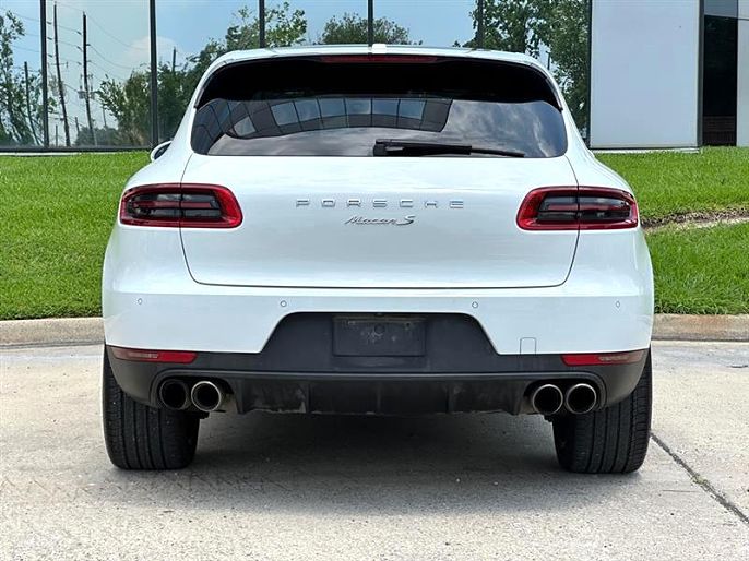 2017 Porsche Macan