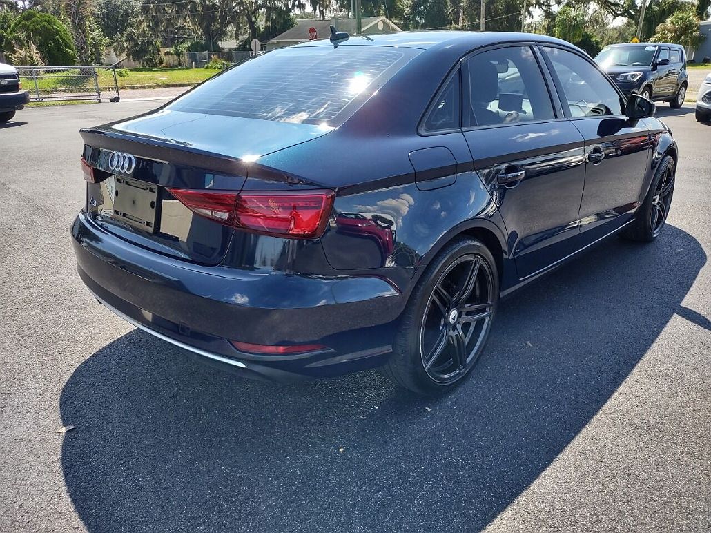 2017 Audi A3 Premium image 3