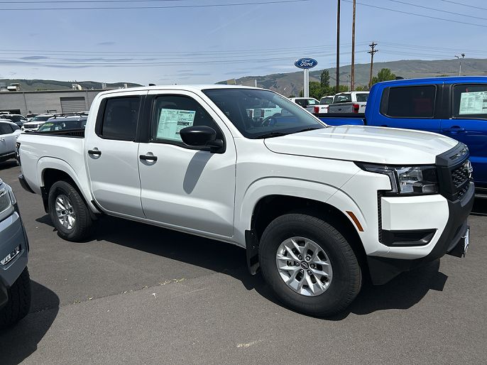 2025 Nissan Frontier