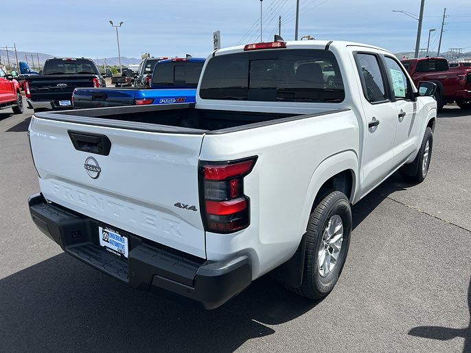2025 Nissan Frontier