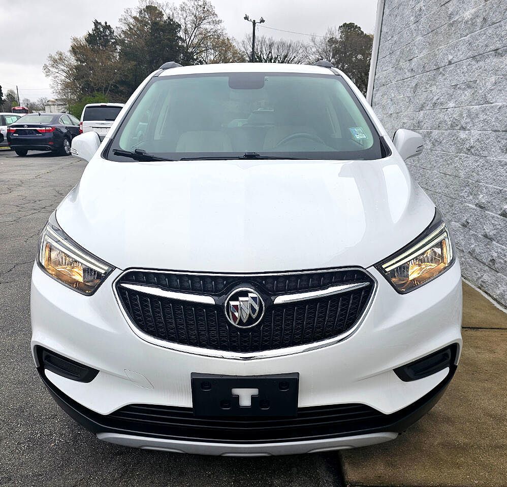 2018 Buick Encore Preferred image 1