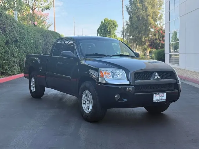 2007 Mitsubishi Raider