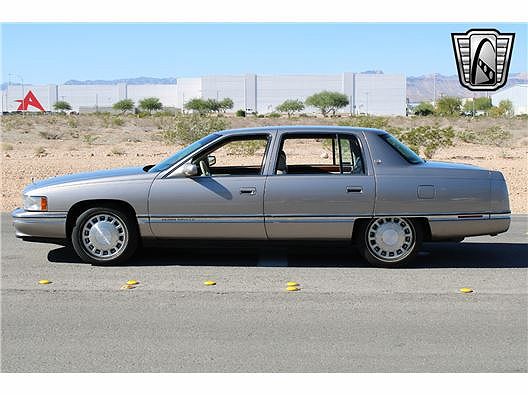 1996 Cadillac DeVille null image 5