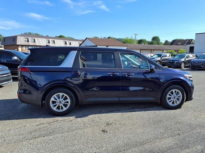 2023 Kia Carnival