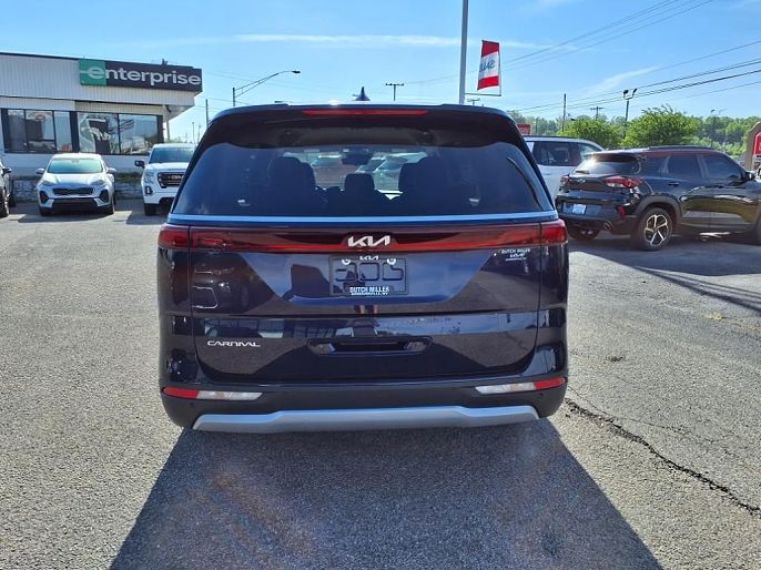 2023 Kia Carnival