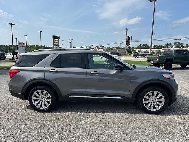2022 Ford Explorer