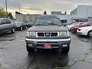 2000 Nissan Frontier XE image 2