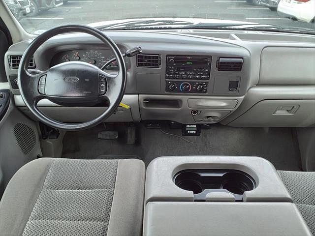 2001 Ford F-550 null image 12