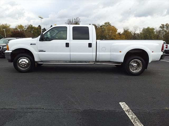 2001 Ford F-550 null image 3