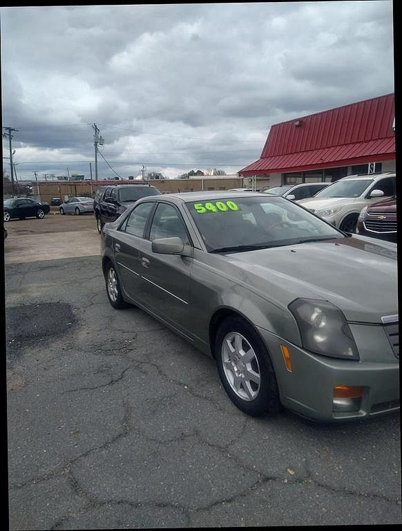 2005 Cadillac CTS Base image 2