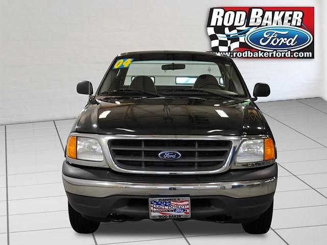2004 Ford F-150 XL image 1