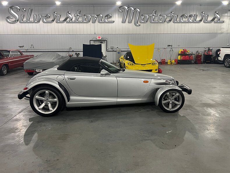 2001 Plymouth Prowler null image 4