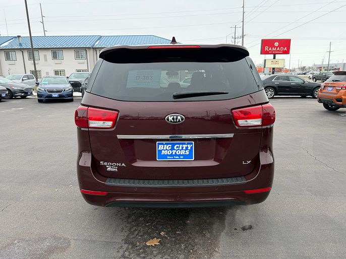 2016 Kia Sedona