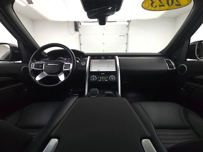 2023 Land Rover Discovery