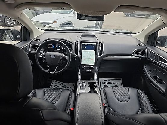 2024 Ford Edge Titanium photo 11