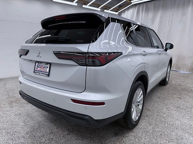 2026 Mitsubishi Outlander