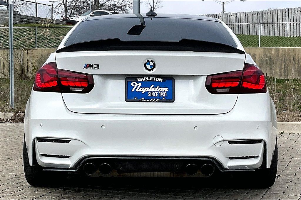 2018 BMW M3 null image 2