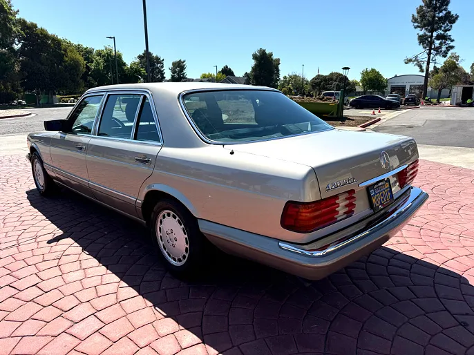 1986 Mercedes-Benz 420
