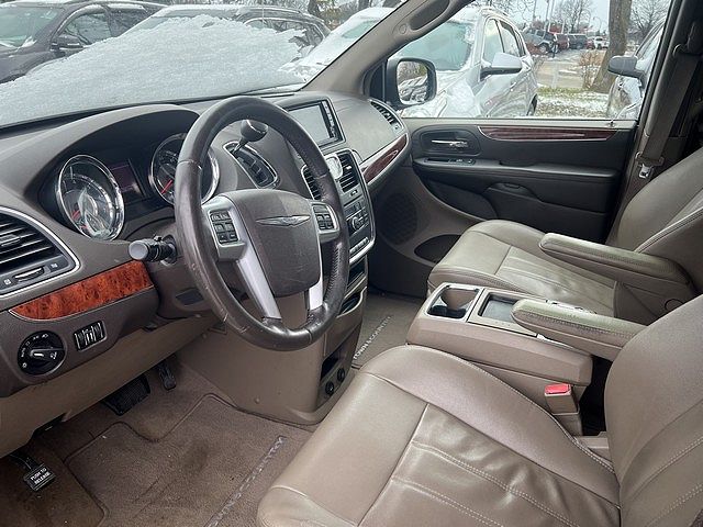 2013 Chrysler Town & Country