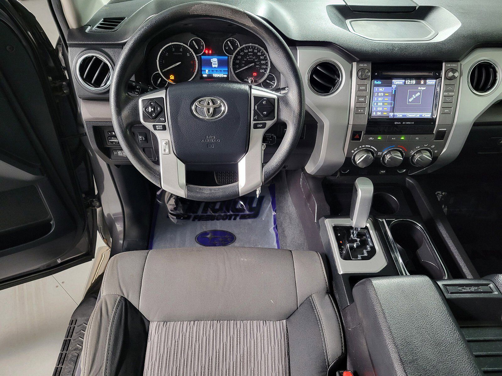 2014 Toyota Tundra SR5 image 14