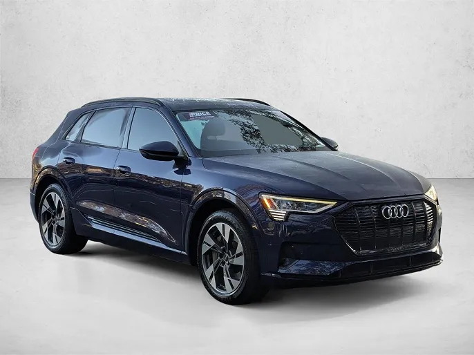 2022 Audi e-tron