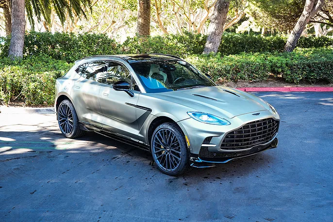2024 Aston Martin DBX