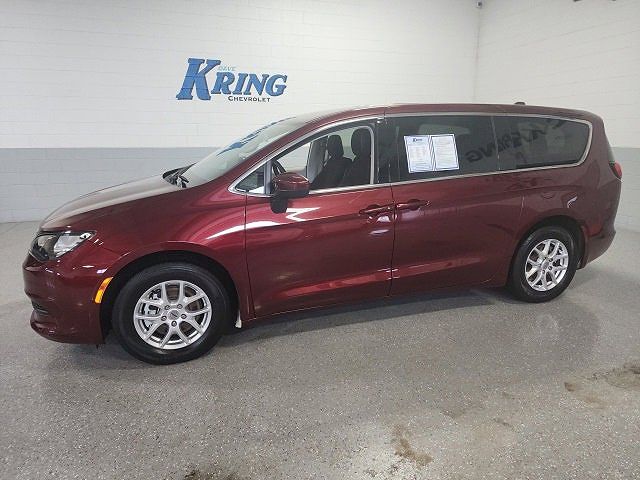 2022 Chrysler Voyager