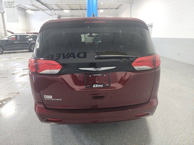 2022 Chrysler Voyager