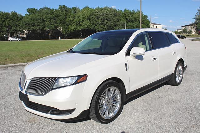 2015 Lincoln MKT null image 0