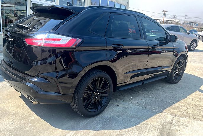 2021 Ford Edge