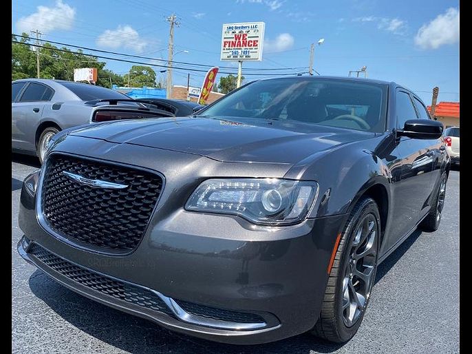 2018 Chrysler 300