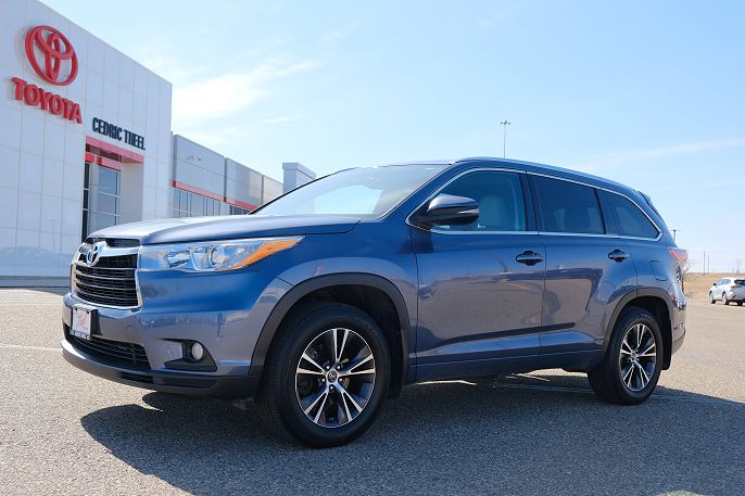 2016 Toyota Highlander